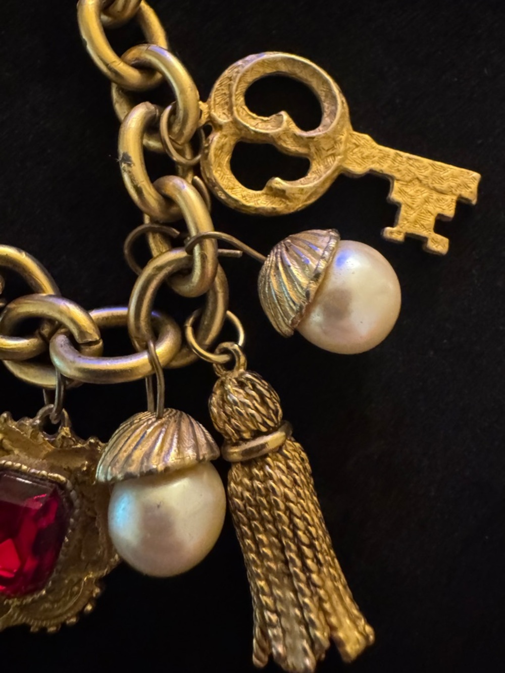 French Etruscan RARE VTG Charm Bracelet - Picture 3 of 12